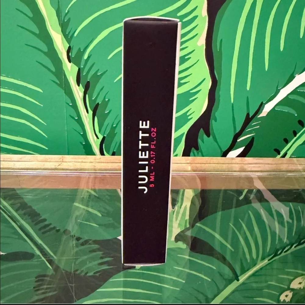NWT Juliette Has A Gun Juliette 5mL Mini Travel Spray